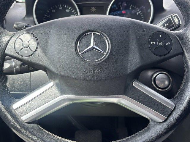 2009 Mercedes-Benz M-Class Vehicle Photo in ROCHESTER HILLS, MI 48307-2741