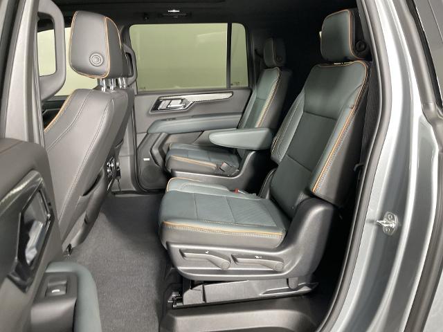 2025 GMC Yukon XL Vehicle Photo in GILBERT, AZ 85297-0402