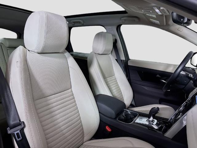 2020 Land Rover Discovery Sport Vehicle Photo in PUYALLUP, WA 98371-4149