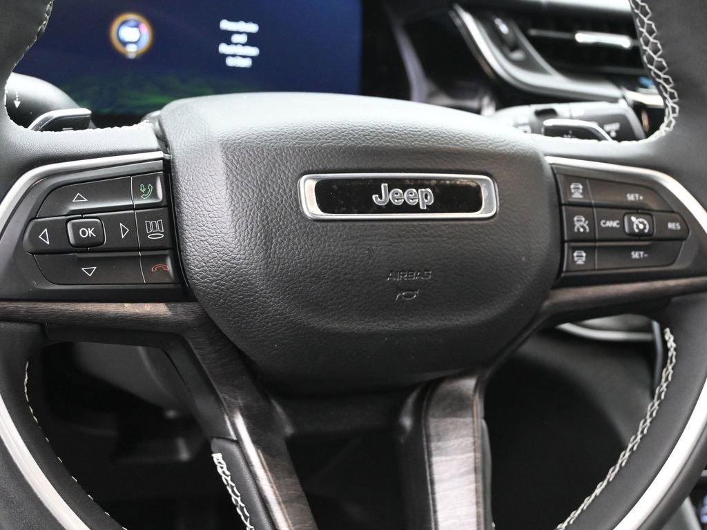 2022 Jeep Grand Cherokee 4xe Vehicle Photo in Cedar Rapids, IA 52402