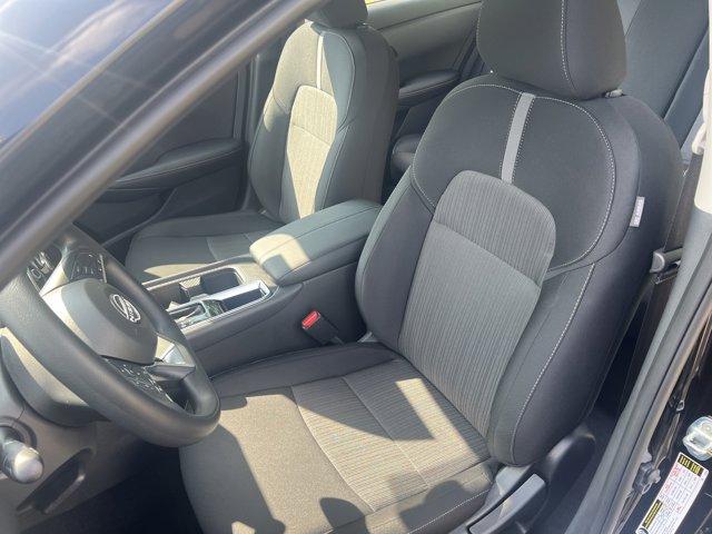 2025 Nissan Sentra Vehicle Photo in Flemington, NJ 08822