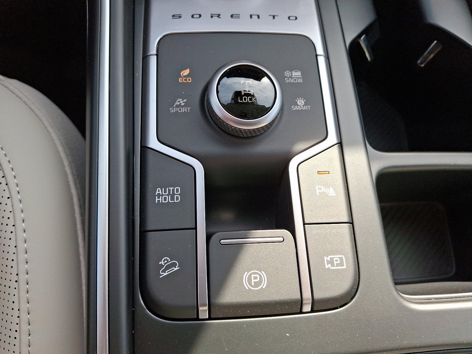 2025 Kia Sorento Hybrid Vehicle Photo in Langhorne, PA 19047