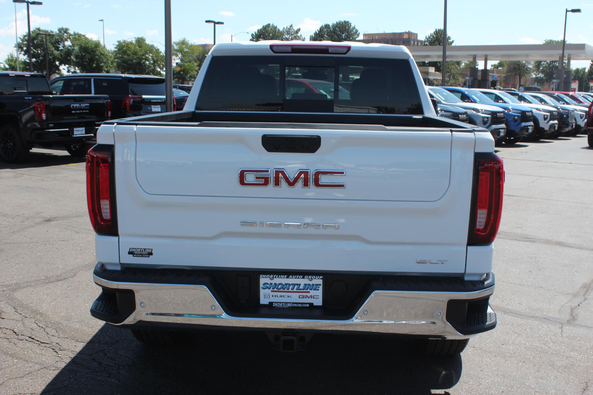 2026 GMC Sierra 1500 Vehicle Photo in AURORA, CO 80012-4011