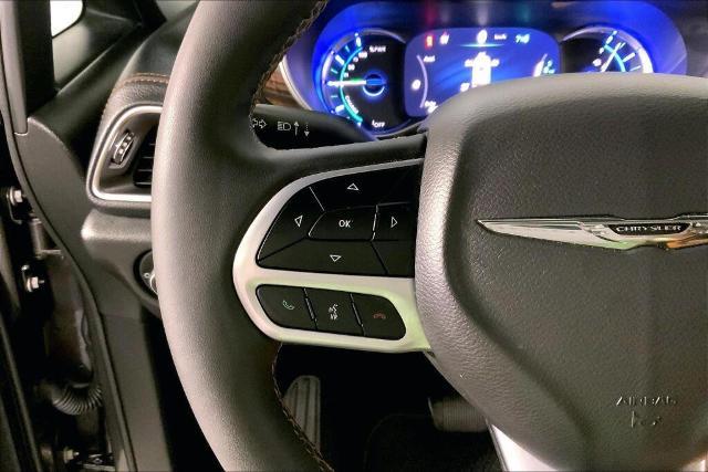 2022 Chrysler Pacifica Vehicle Photo in Kansas City, MO 64114