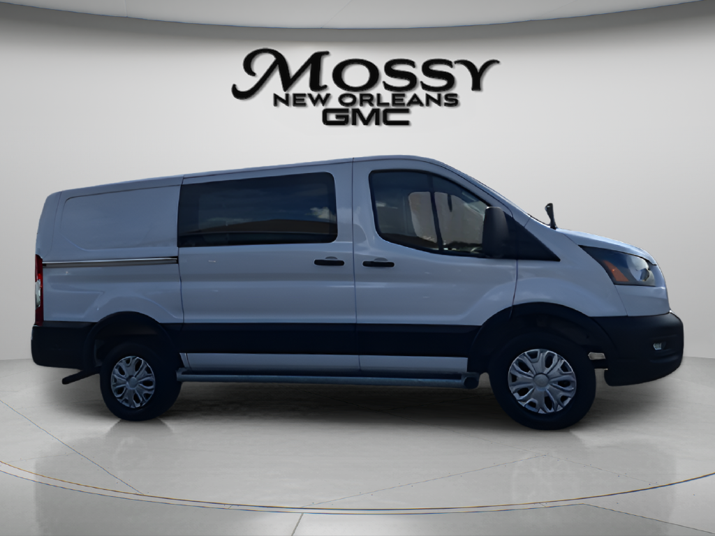 2025 Ford Transit Cargo Van photo 4 of 33