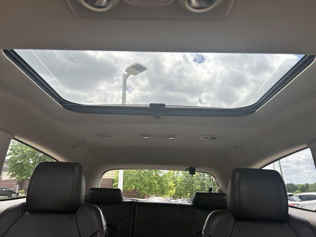 2014 Buick Enclave Vehicle Photo in Marion, IA 52302