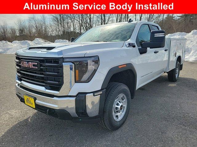 2025 GMC Sierra 2500 HD Vehicle Photo in Westbrook, ME 04092