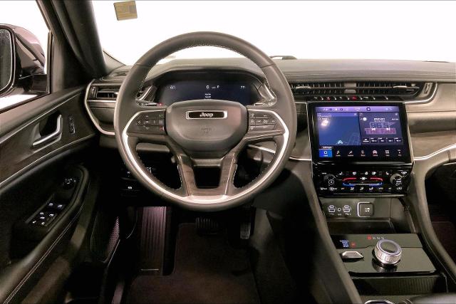 2024 Jeep Grand Cherokee L Vehicle Photo in INDEPENDENCE, MO 64055-1314