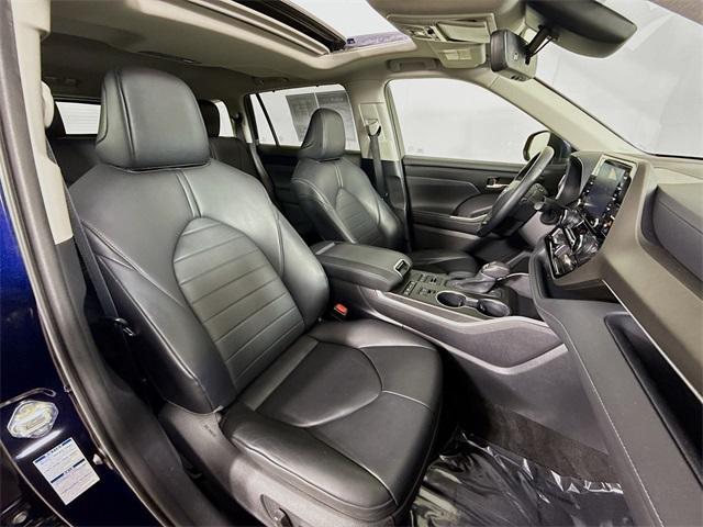 2020 Toyota Highlander Vehicle Photo in Everett, WA 98204