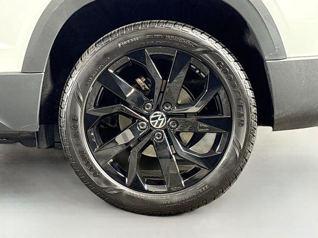 2023 Volkswagen Taos Vehicle Photo in Puyallup, WA 98371