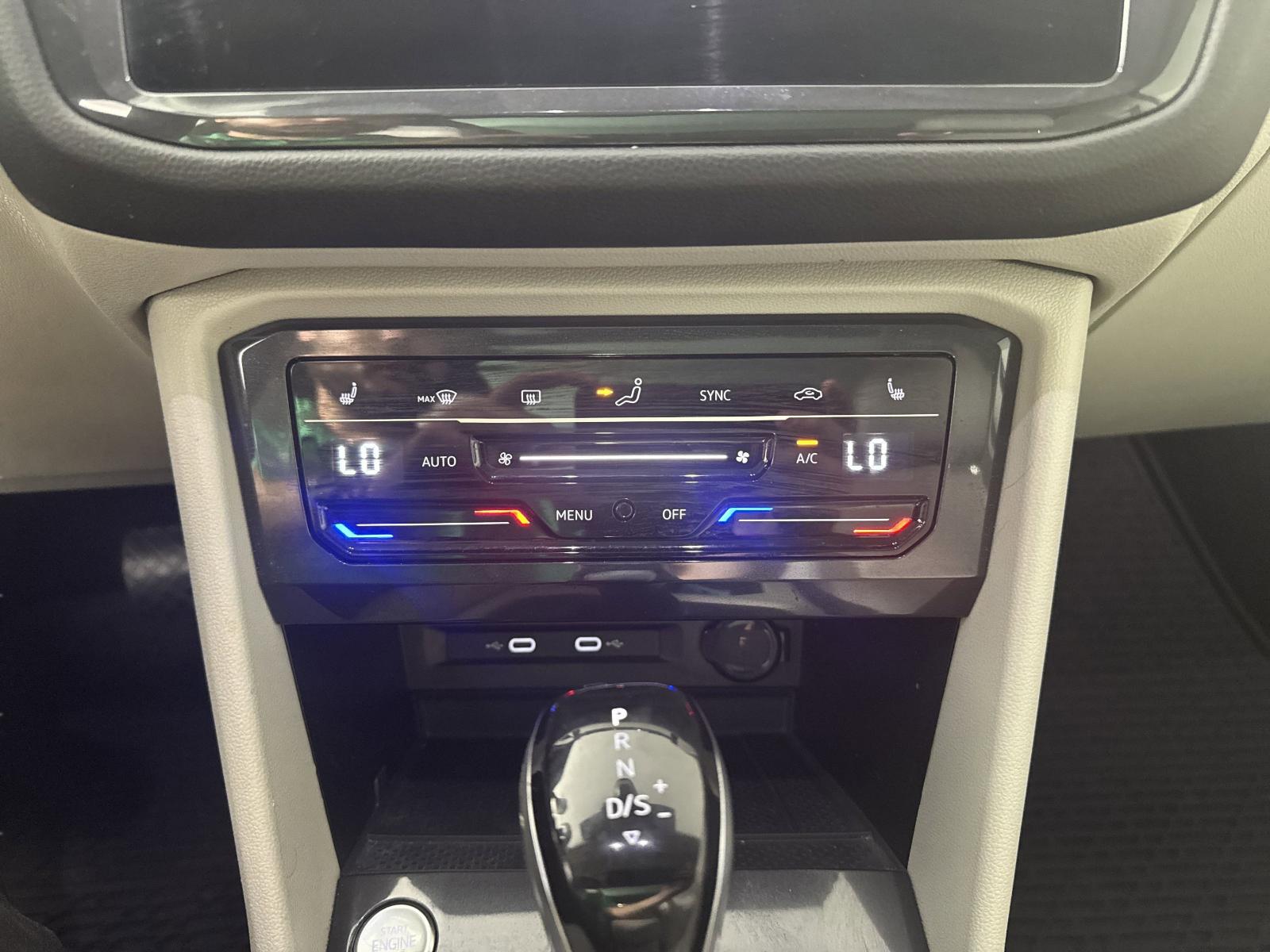 2024 Volkswagen Tiguan Vehicle Photo in Georgetown, TX 78626