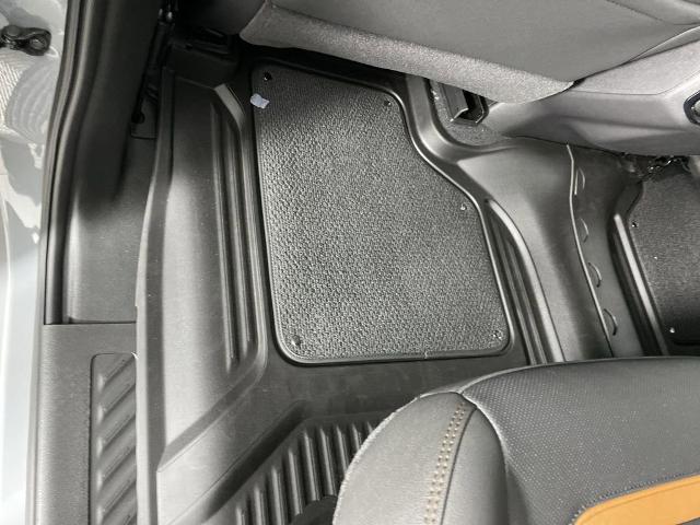 2025 GMC Sierra 1500 Vehicle Photo in GILBERT, AZ 85297-0402