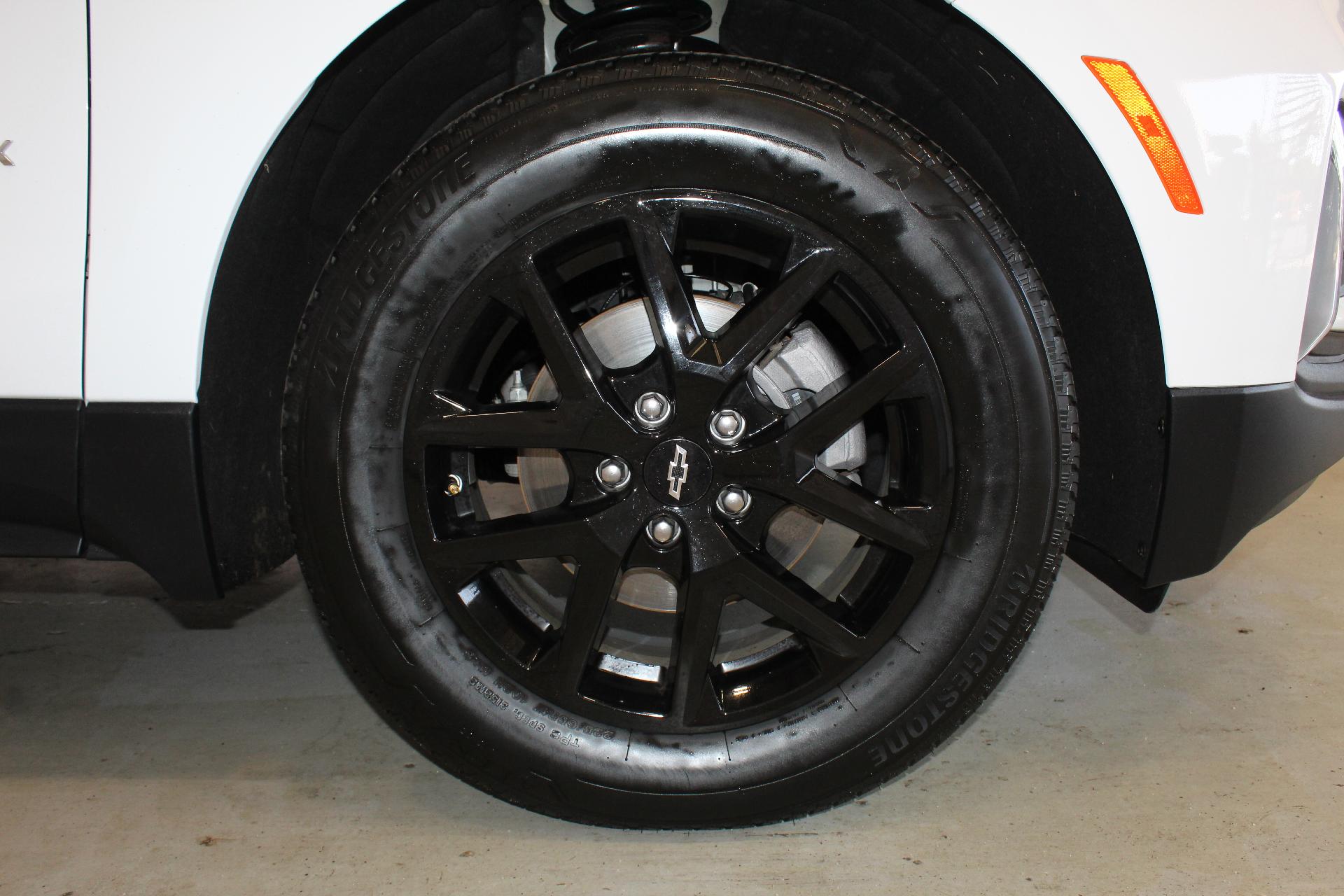 2024 Chevrolet Equinox Vehicle Photo in NORTHAMPTON, MA 01060-1120