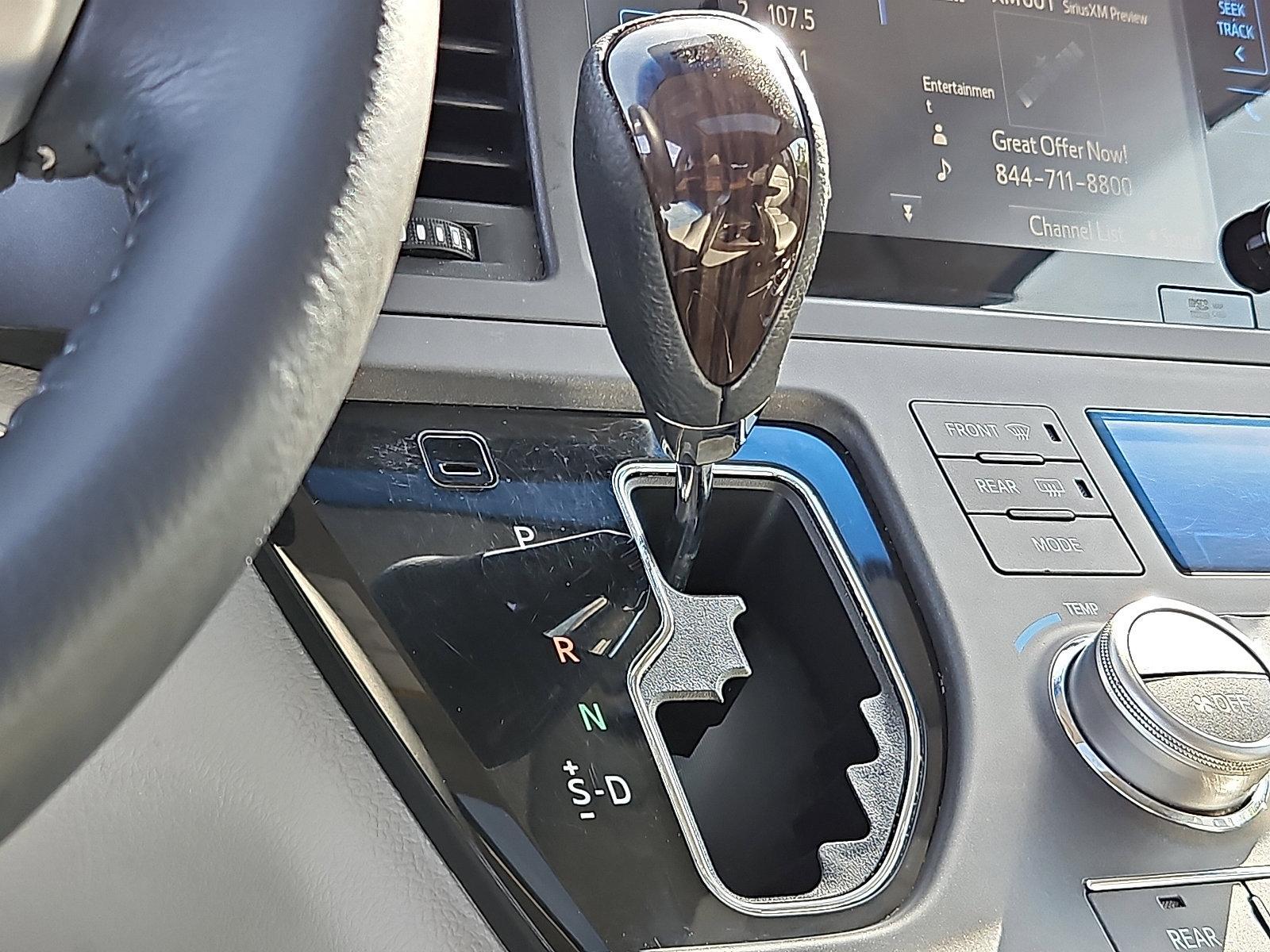 2015 Toyota Sienna Vehicle Photo in Trevose, PA 19053