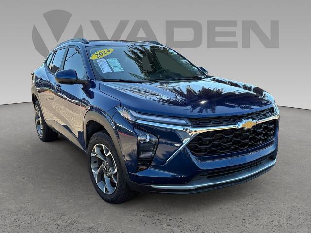 2024 Chevrolet Trax Vehicle Photo in Brunswick, GA 31525