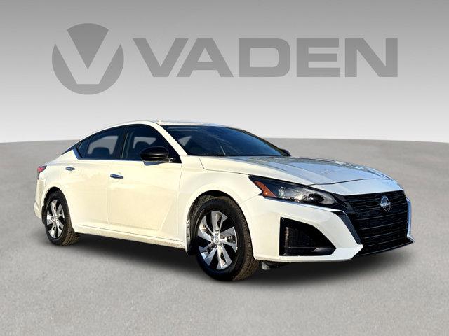2024 Nissan Altima Vehicle Photo in Savannah, GA 31419