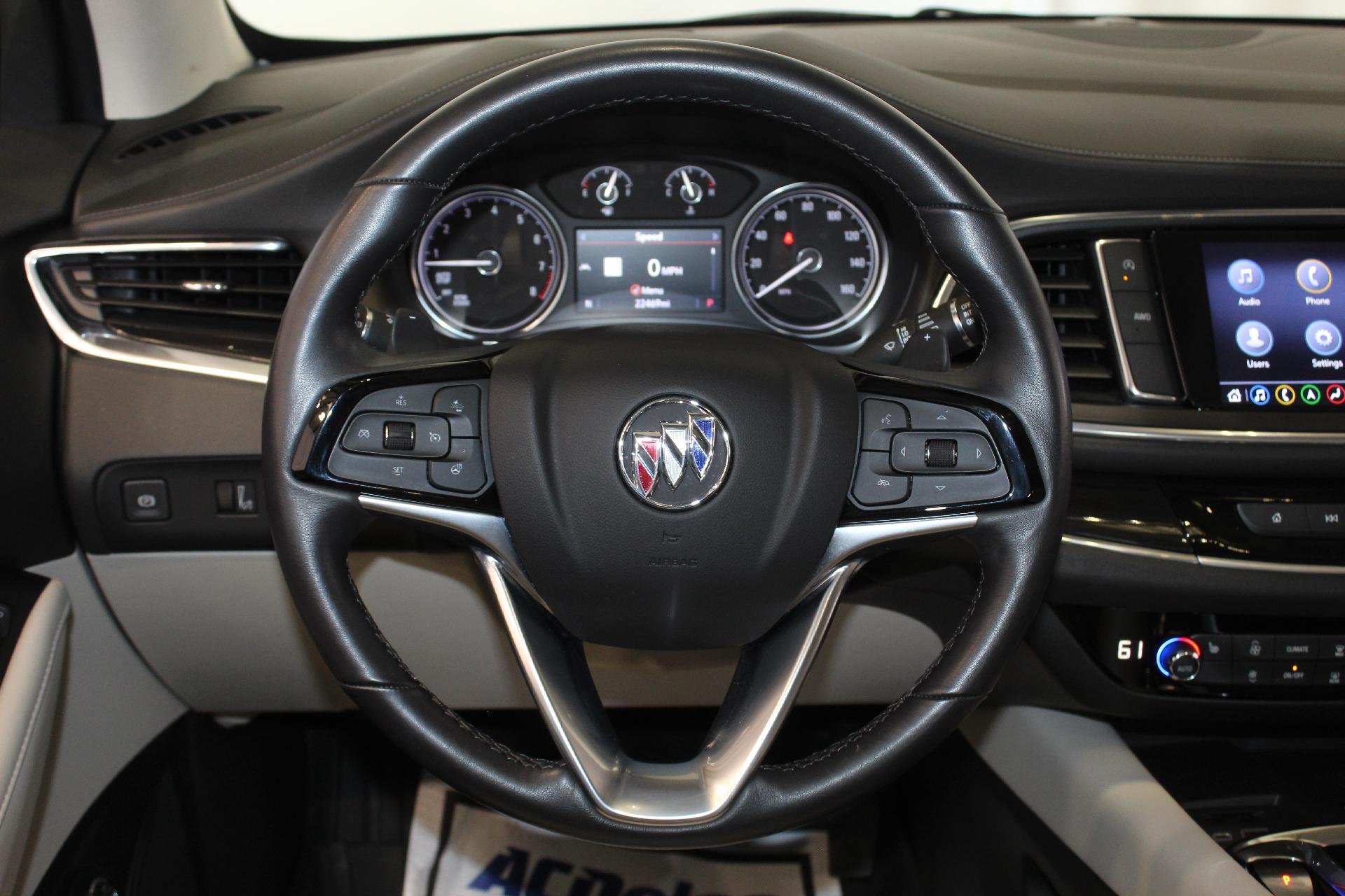 2022 Buick Enclave Vehicle Photo in NORTHAMPTON, MA 01060-1120