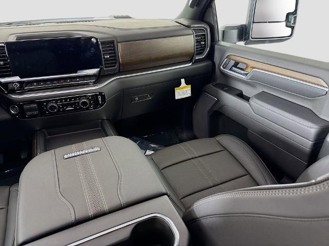 2025 Chevrolet Silverado 2500 HD Vehicle Photo in PUYALLUP, WA 98371-4149