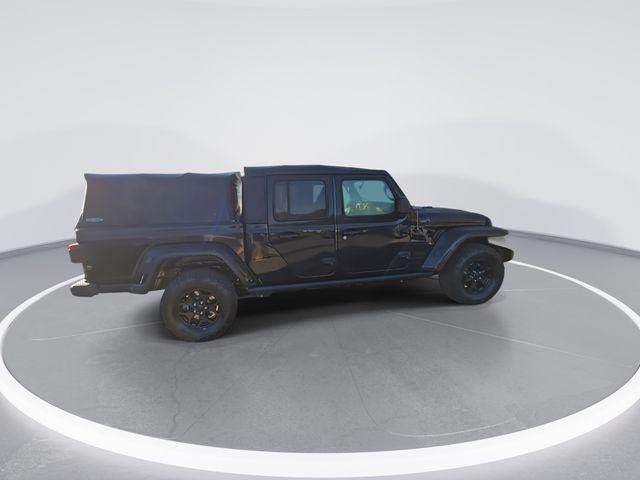 2022 Jeep Gladiator Vehicle Photo in Pleasant Hills, PA 15236