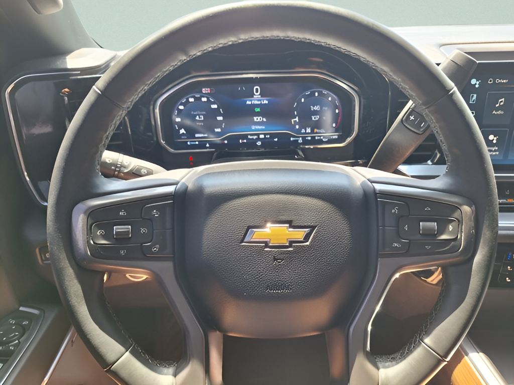 2024 Chevrolet Silverado 2500 HD photo 17 of 30