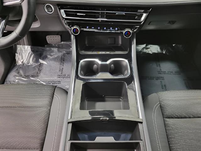 2025 Chevrolet Traverse Vehicle Photo in MANITOWOC, WI 54220-5838
