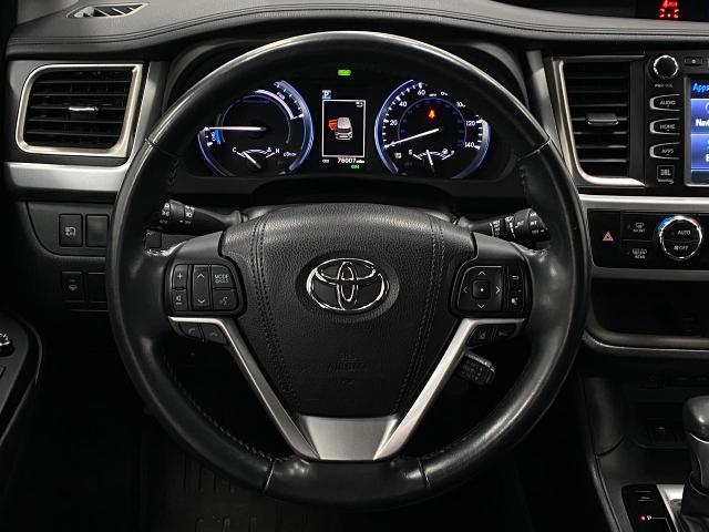 2017 Toyota Highlander Vehicle Photo in Appleton, WI 54913