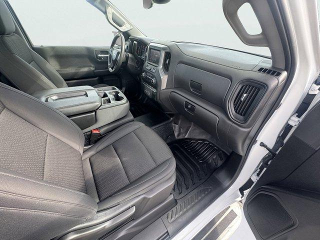2024 Chevrolet Silverado 1500 Vehicle Photo in LEOMINSTER, MA 01453-2952