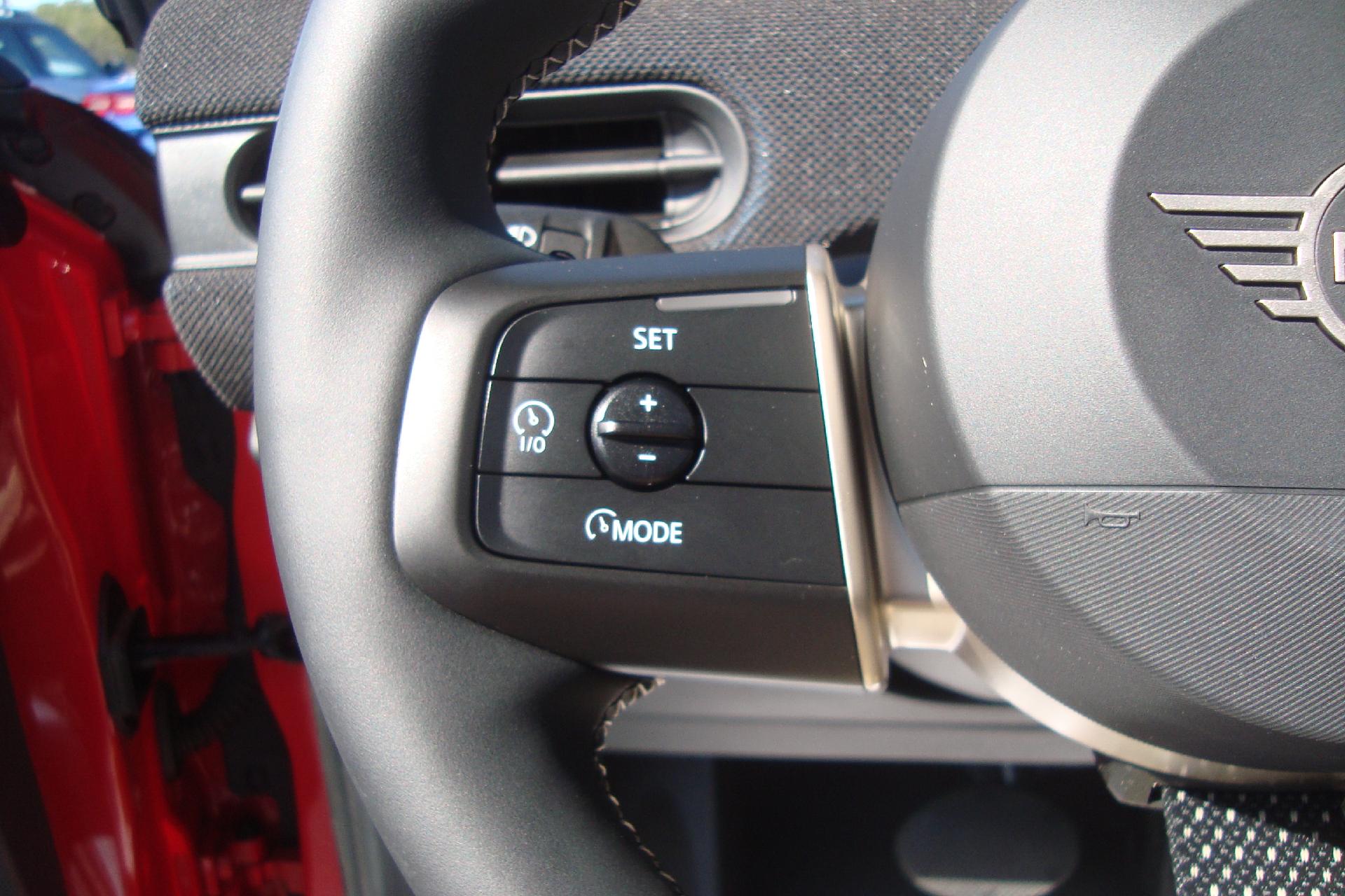 2025 MINI Cooper S Hardtop 2 Door Vehicle Photo in PORTSMOUTH, NH 03801-4196