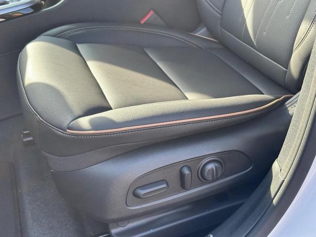 2026 Buick Envista Vehicle Photo in COLUMBIA, MO 65203-3903