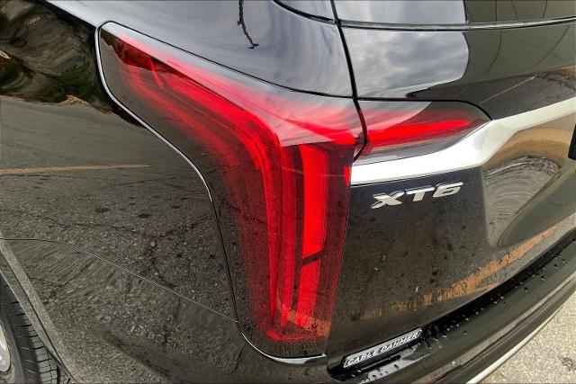 2025 Cadillac XT6 Vehicle Photo in KANSAS CITY, MO 64114-4545