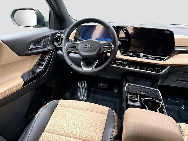 2026 Chevrolet Equinox Vehicle Photo in EVERETT, WA 98203-5662