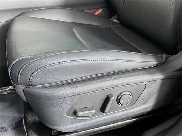 2025 Kia Sportage Hybrid Vehicle Photo in Everett, WA 98204