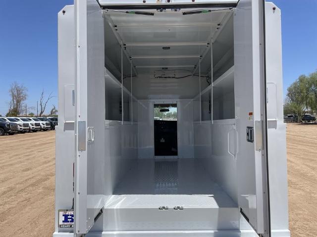 2025 GMC Savana Cutaway 3500 Vehicle Photo in GILBERT, AZ 85297-0402