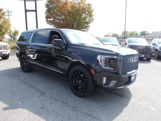 2023 GMC Yukon XL Vehicle Photo in LOWELL, MA 01852-4336