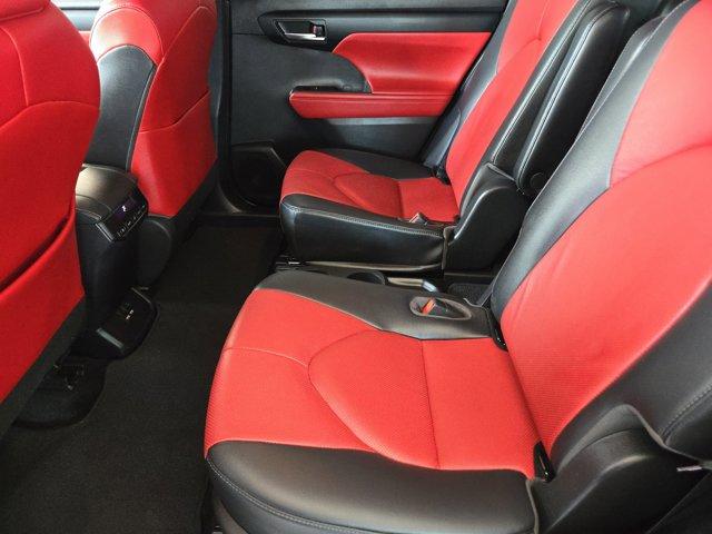 2021 Toyota Highlander Vehicle Photo in Decatur, TX 76234