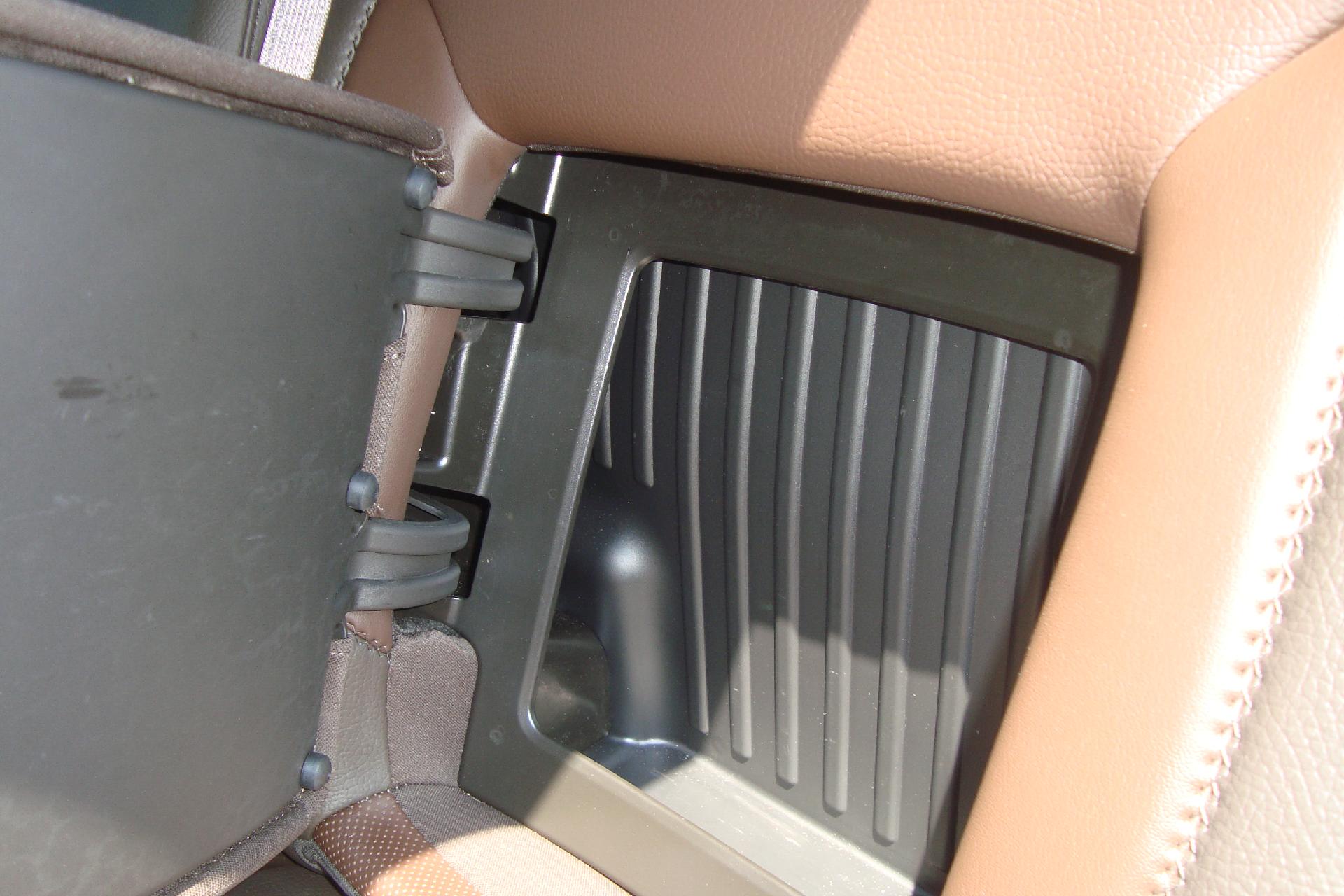 2024 GMC Sierra 1500 Vehicle Photo in PORTSMOUTH, NH 03801-4196