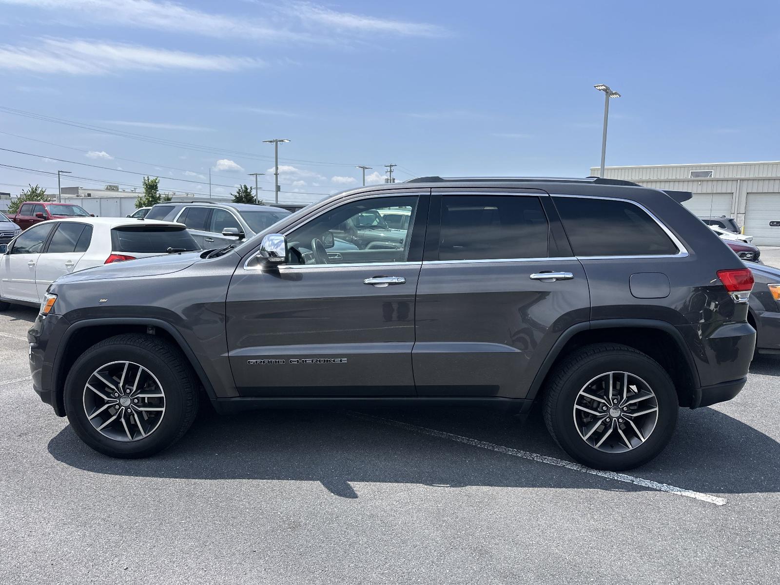 2017 Jeep Grand Cherokee Vehicle Photo in Mechanicsburg, PA 17050-1707