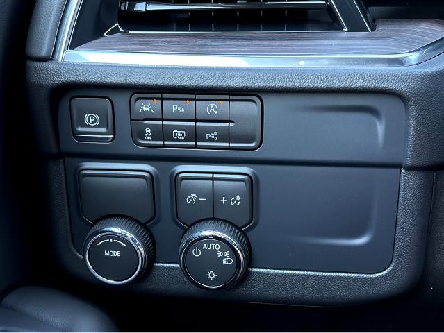 2025 Chevrolet Tahoe Vehicle Photo in BEAUFORT, SC 29906-4218