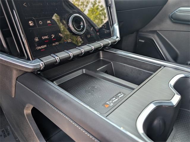 2024 GMC Acadia Vehicle Photo in AURORA, CO 80012-4011