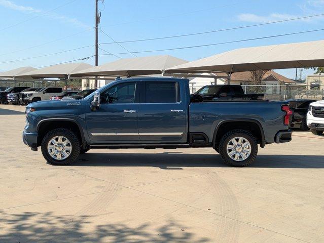 2025 Chevrolet Silverado 2500 HD Vehicle Photo in SELMA, TX 78154-1460