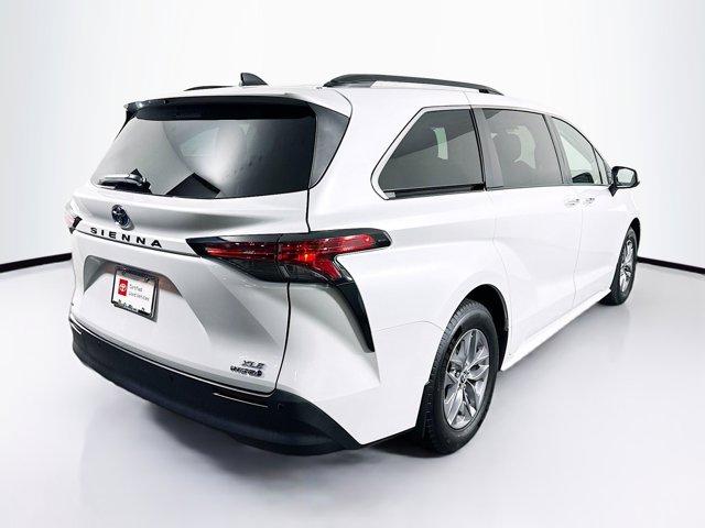 2022 Toyota Sienna Vehicle Photo in Flemington, NJ 08822