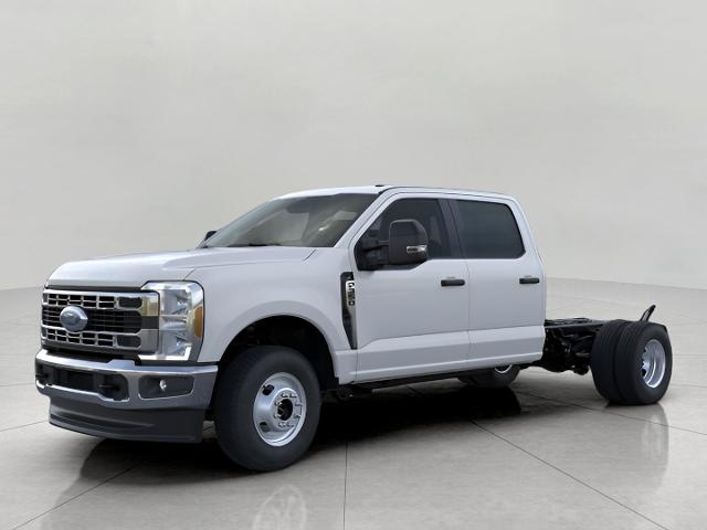 2026 Ford Super Duty F-350 DRW Vehicle Photo in Neenah, WI 54956