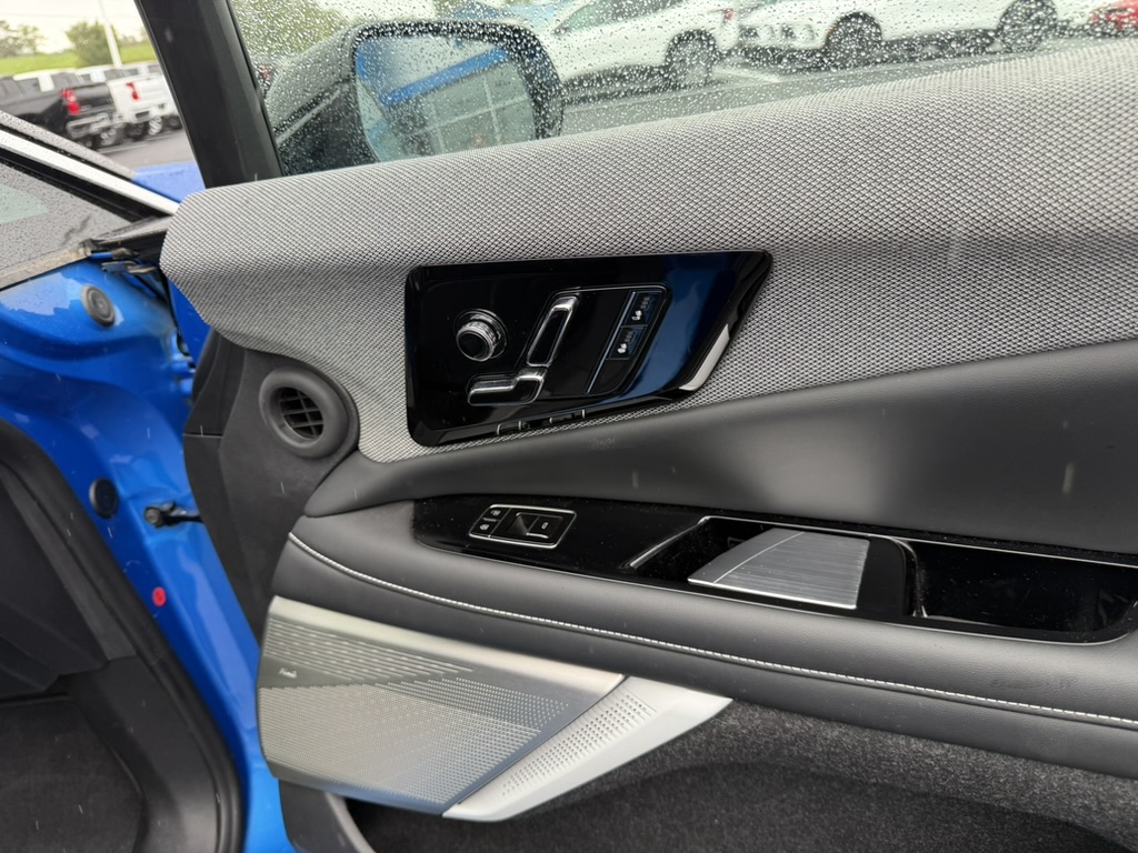 2025 Cadillac OPTIQ photo 30 of 31