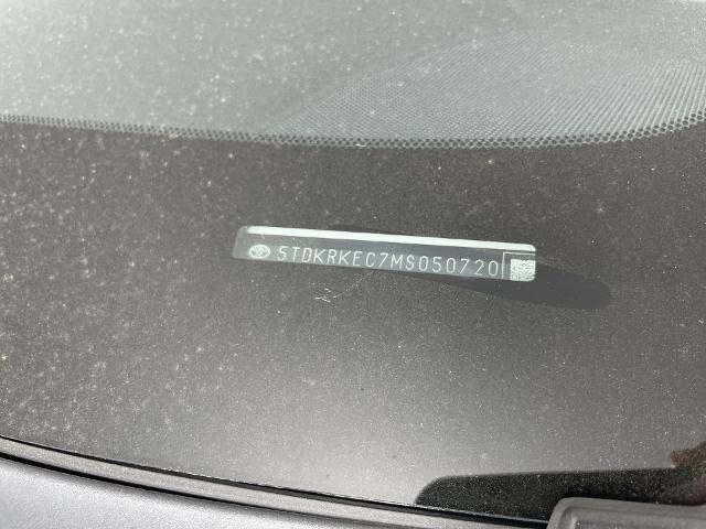 2021 Toyota Sienna Vehicle Photo in GILBERT, AZ 85297-0402