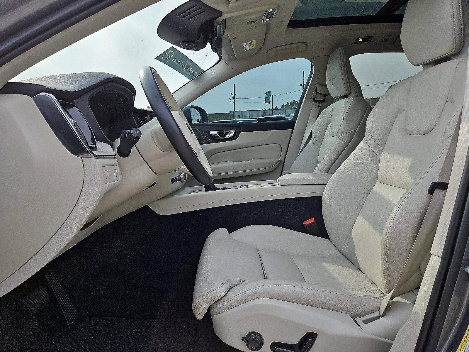 2020 Volvo XC60 Vehicle Photo in Trevose, PA 19053