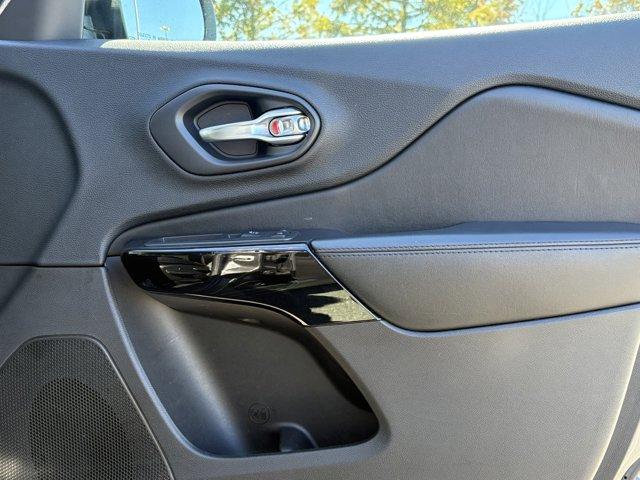 2020 Jeep Cherokee Vehicle Photo in Hinesville, GA 31313