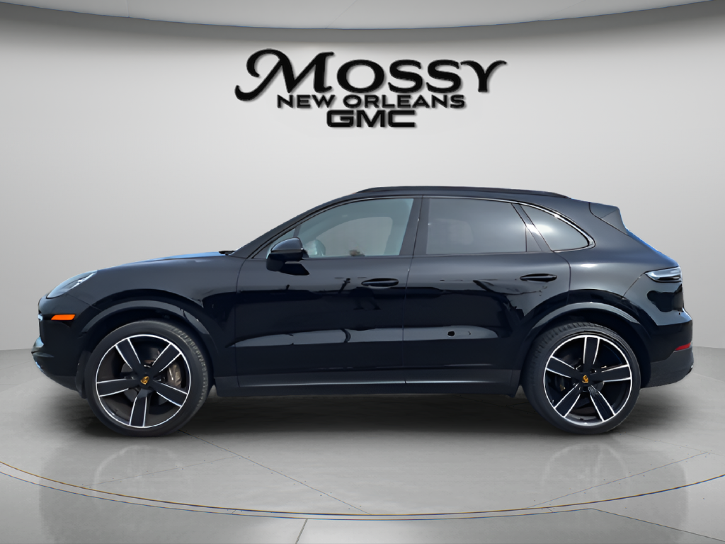 2023 Porsche Cayenne photo 8 of 31