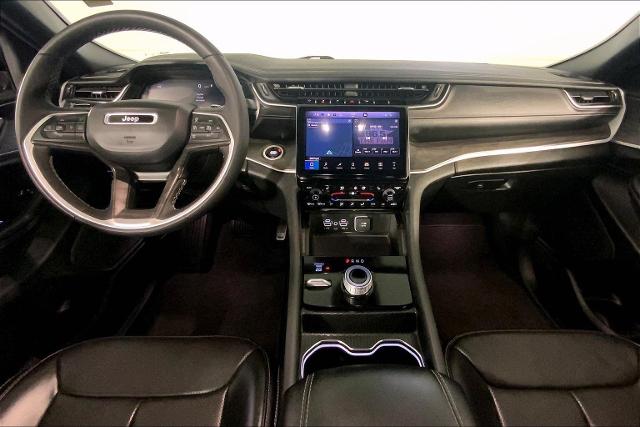 2024 Jeep Grand Cherokee L Vehicle Photo in INDEPENDENCE, MO 64055-1314