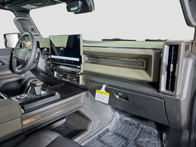 2025 GMC HUMMER EV SUV Vehicle Photo in PUYALLUP, WA 98371-4149