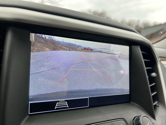 2023 GMC Acadia Vehicle Photo in Pleasant Hills, PA 15236